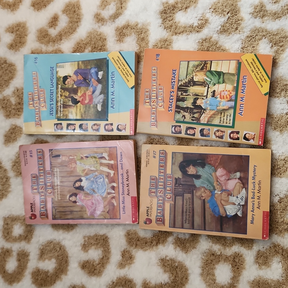 Vintage Babysitters Club books lot 15-18